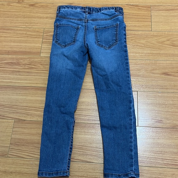 Girls Oshkosh Jeans - Picture 3 of 3